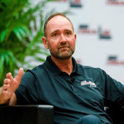 Coach Features_deboer